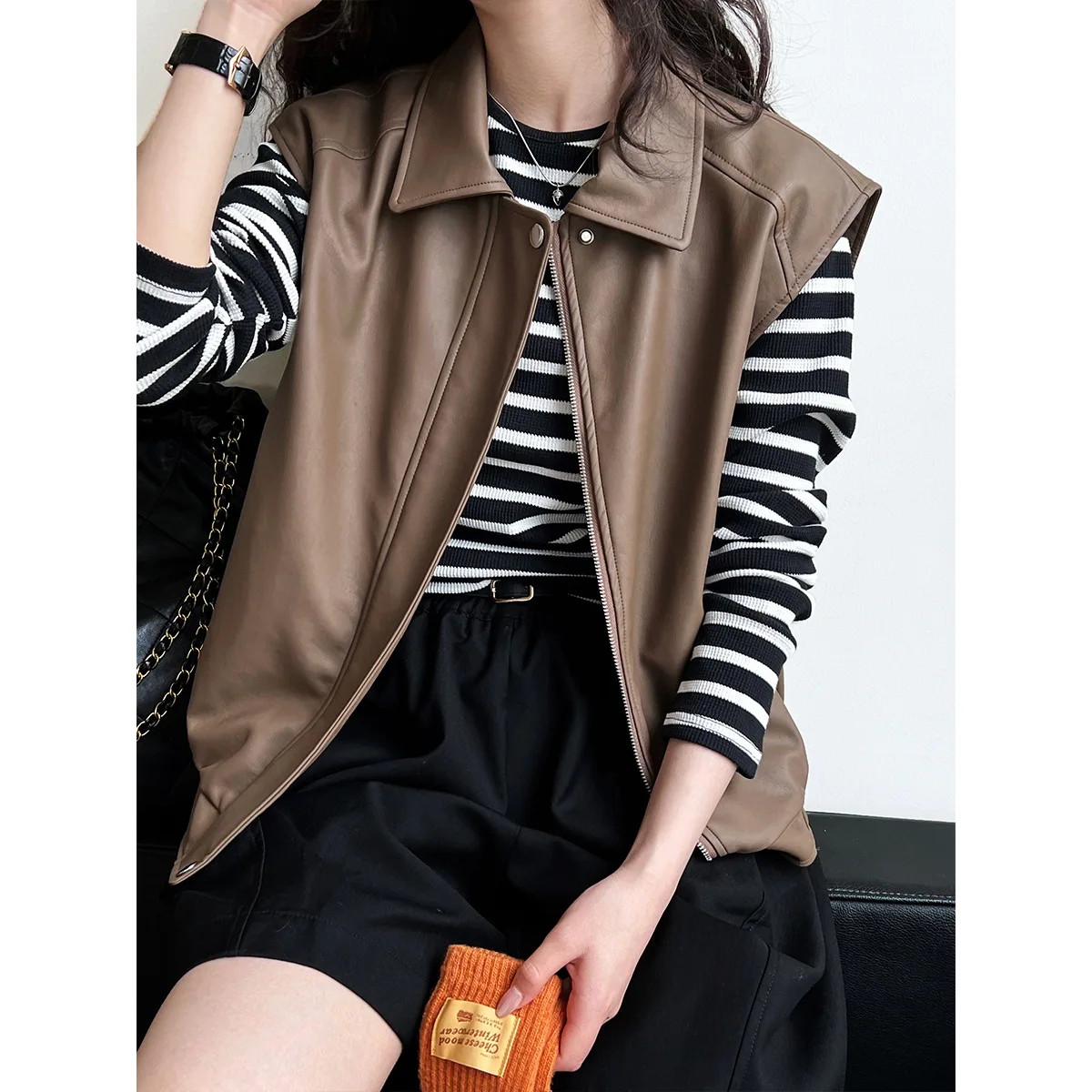 

Пальто из искусственной кожи, жилет без рукавов, Женская Осенняя Новинка 2023, мотоциклетный жилет в стиле старого монет, пальто