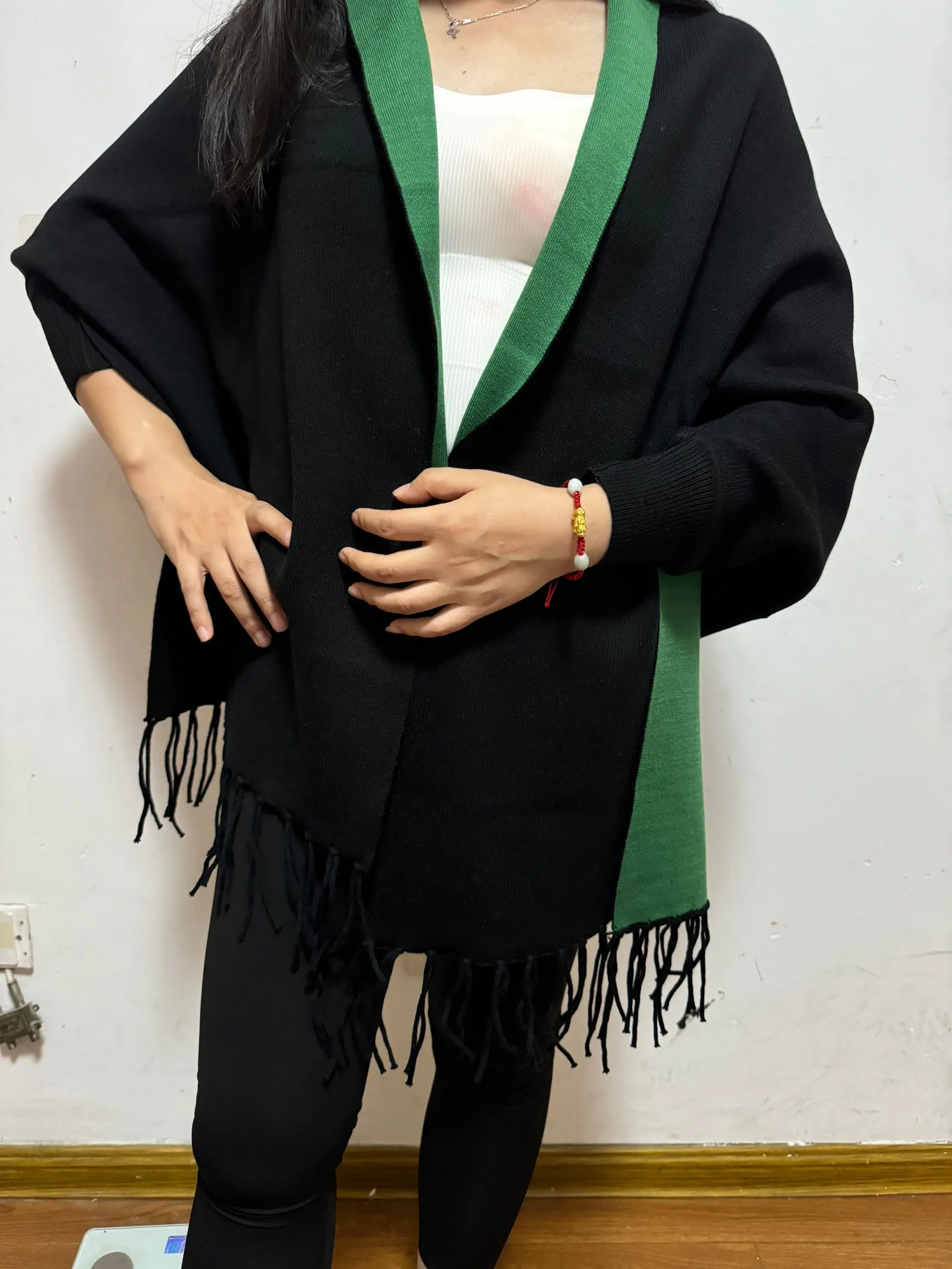 Однотонное осенне-зимнее вязаное пальто с рукавами летучая мышь длинное пончо