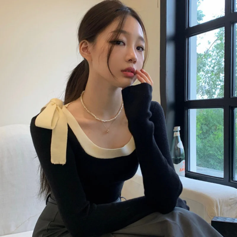 

Облегающий винтажный топ с бантом, женский свитер во французском стиле, свитер из джерси с квадратным воротником, весенний укороченный черн...