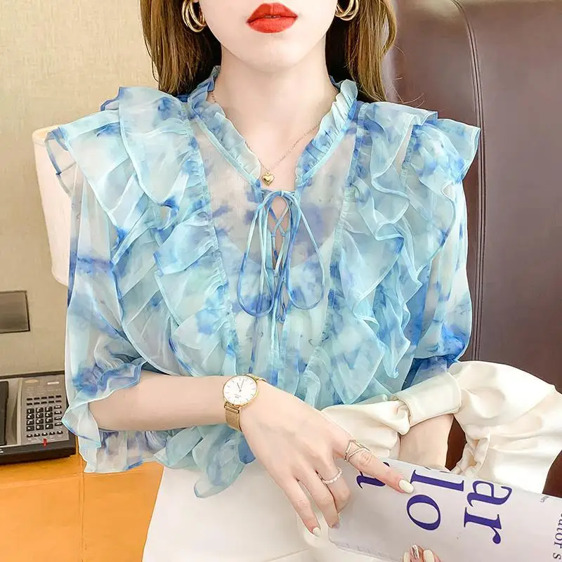 

Light Blue Fairy Fan Drot Edge Women's Loose Short -sleeved Chiffon Shirt 2022 Summer New Model O Neck Casual Blouse Clothing