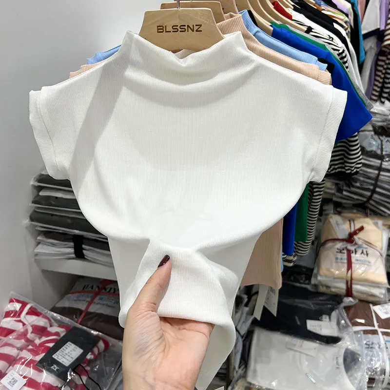 

Женская футболка с коротким рукавом и резьбой, средней длины