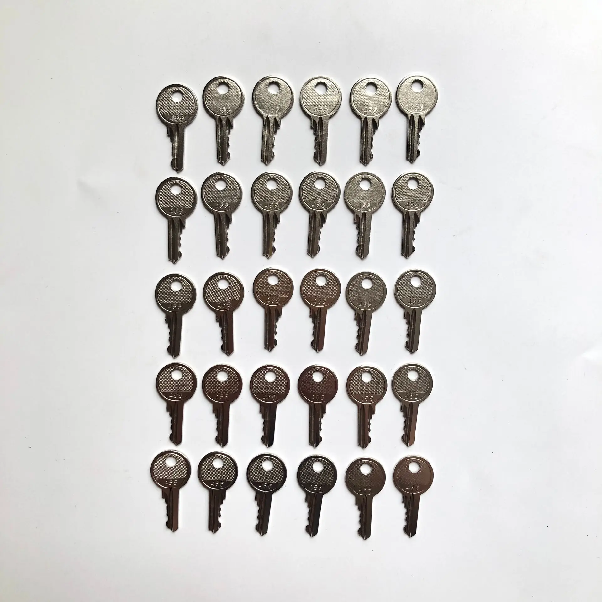 

30 шт., 455 клавиш, круглый ключ зажигания для RONIS ELI80-0100