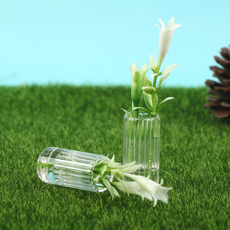 

Dollhouse Mini Lily Potted Plant Simulation Green Plant Home Garden Decor Toy Living Room Decoration Indoor Desktop Ornament