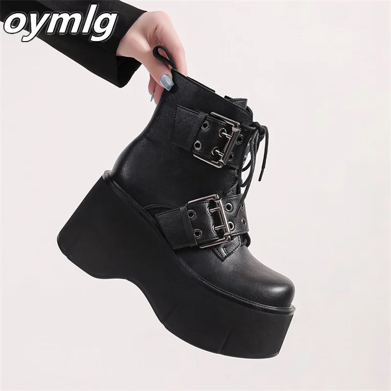 Сапоги на толстой подошве женские узкие сапоги из бисквита новинка 2024