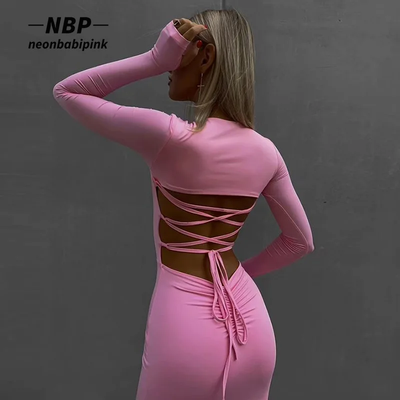 

Женское платье макси NEONBABIPINK, Осеннее пикантное розовое, черное платье с открытой спиной, длинным рукавом и разрезом, 2023