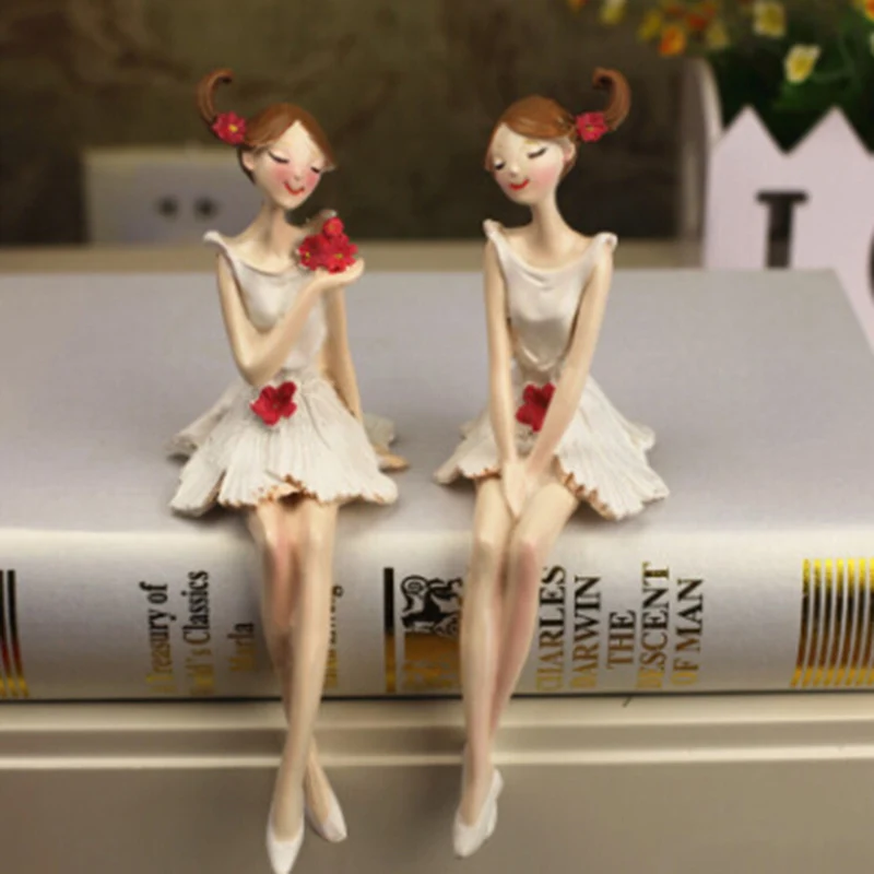 

2 Pcs/Set Fairy Garden Miniatures DIY Ornament Decoration for Craft Ornaments Home Decoration Cartoon Gifts Desk Car Cake Decor