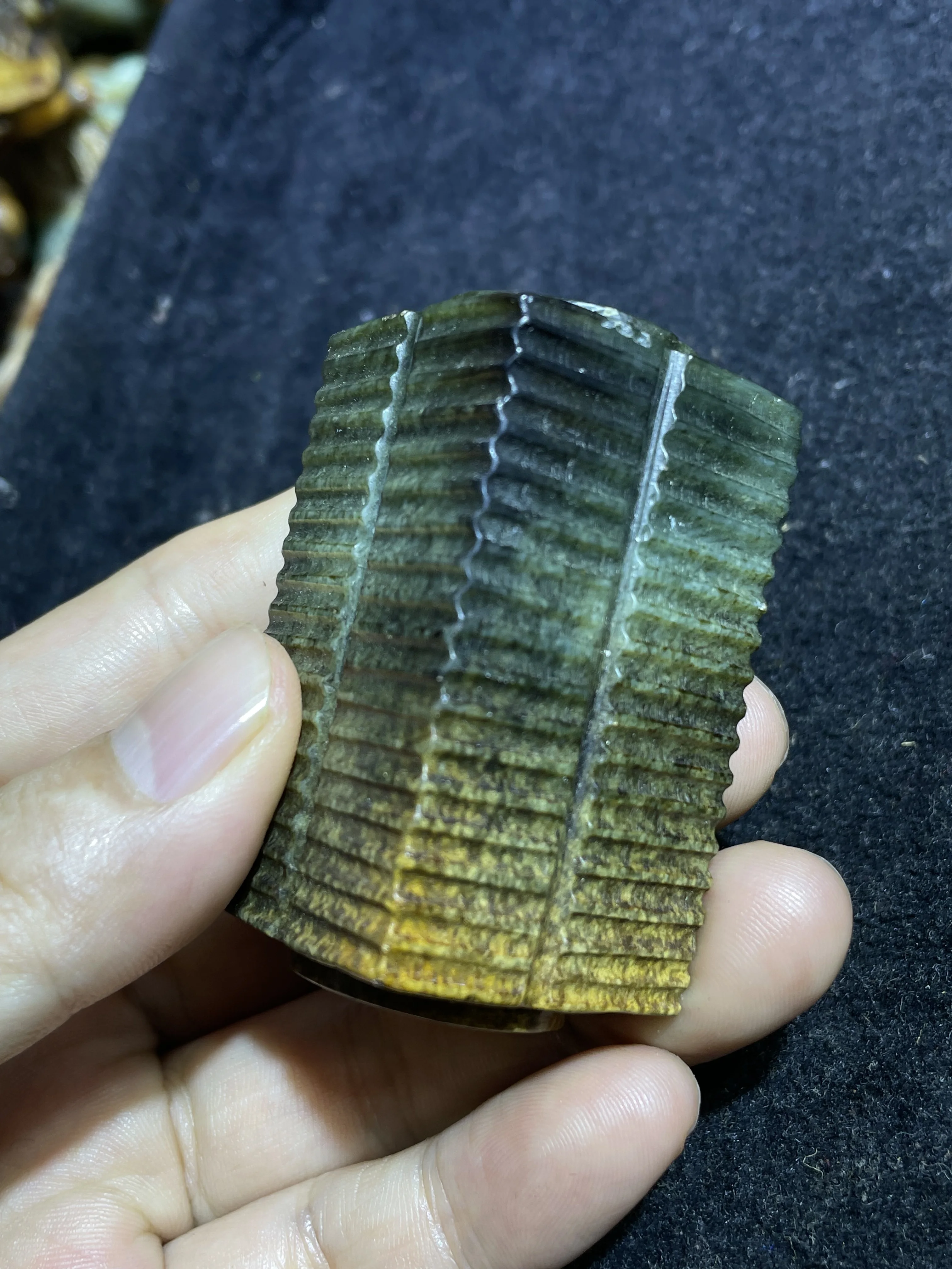 Цельный китайский винтажный Хэтянь нефритовый соединитель Fortune Cong Zong Totem Fengshui