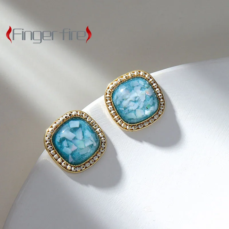 

Light Blue Shimmer Delicate Jewelry Vintage Blue Shell Fragment Stud Earrings