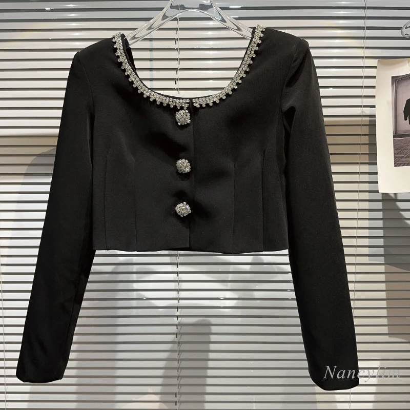 

2023 Autumn Women's Short Jacket for Women New Low Round Neck Rhinestone Edge Collar Drill Buckle Shoulder Pad Short Coat Top