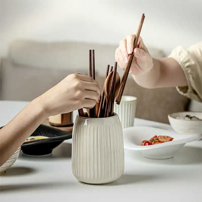 Простая керамическая ваза многофункциональные кухонные палочки для еды емкость