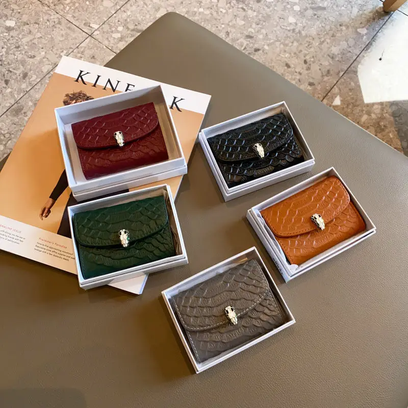 

Роскошный кошелек из воловьей кожи, женский элегантный держатель для карт, модный кошелек высокого качества, модная сумка для кредитных кар...