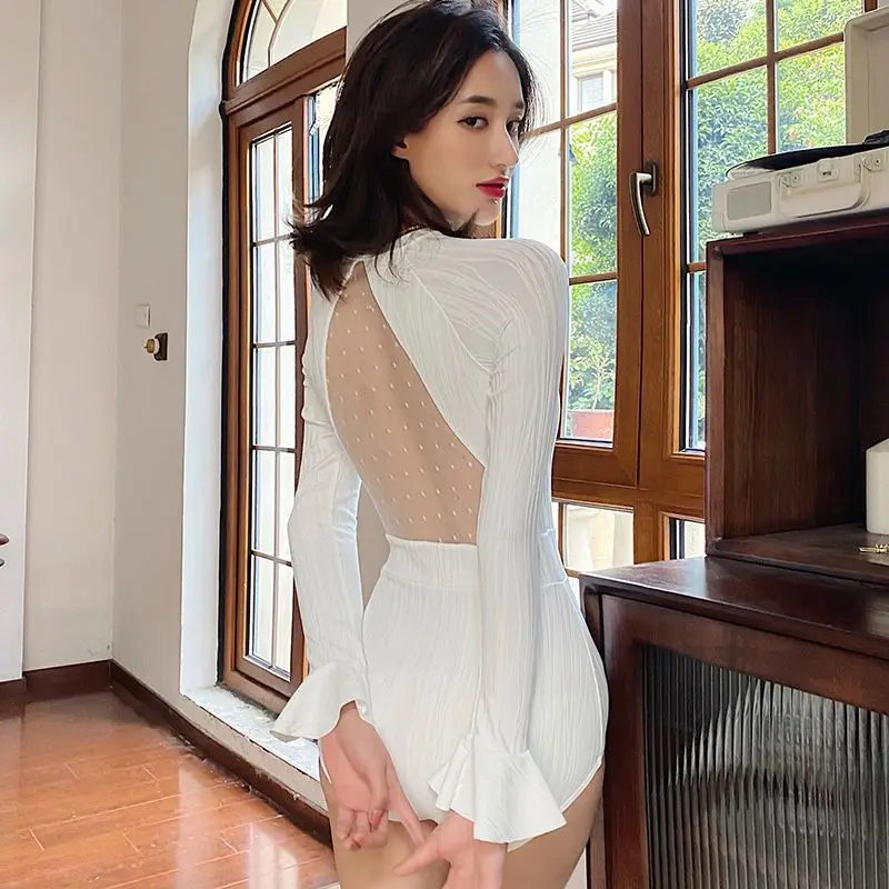 

White One-Piece Swimsuit Female 2021 New Holiday Long-Sleeved Conservative Student Slimming Belly-Covering High-Waist Swimwear