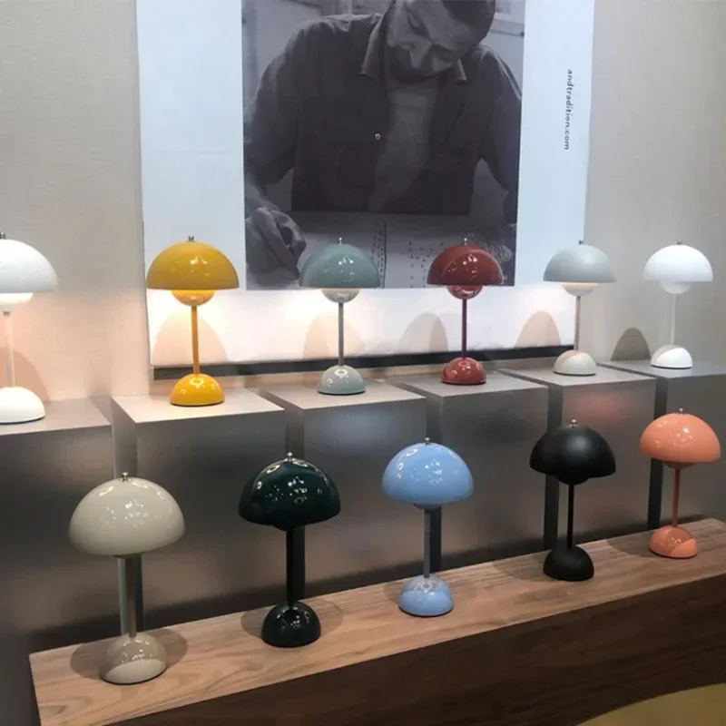 Оригинальная настольная лампа в скандинавском стиле современная простая