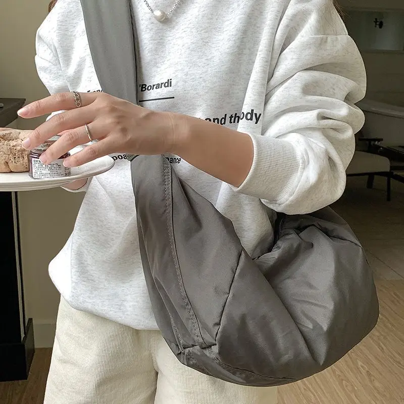 Женские повседневные сумки через плечо из нейлоновой ткани с несколькими