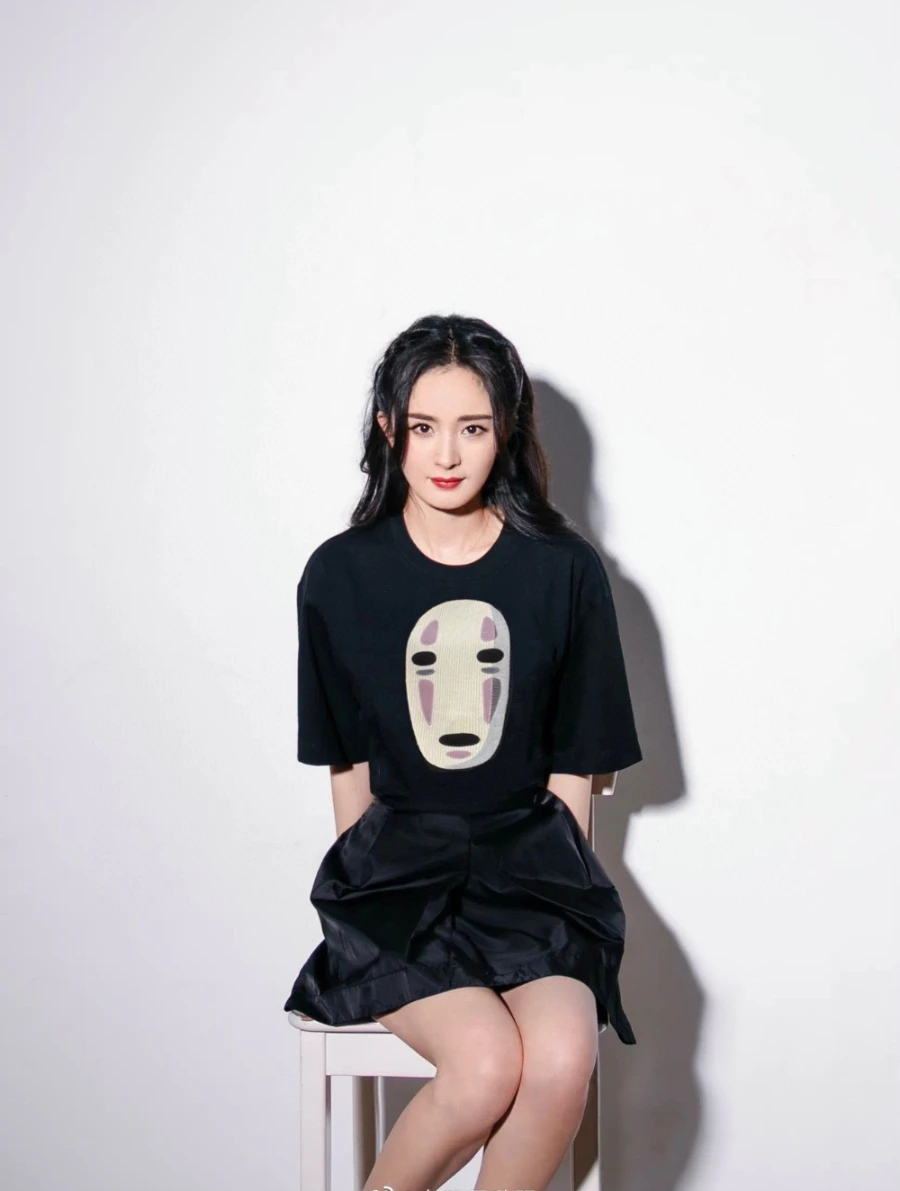 Футболка с вышивкой и открытыми плечами для мужчин женщин Классическая