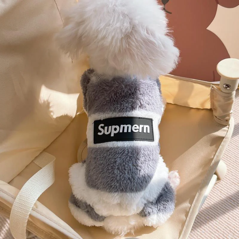 

Бархатная одежда для собак с надписью, с четырьмя ногами, утолщенная Одежда для собак, костюм Французского бульдога, милая осенне-зимняя мас...