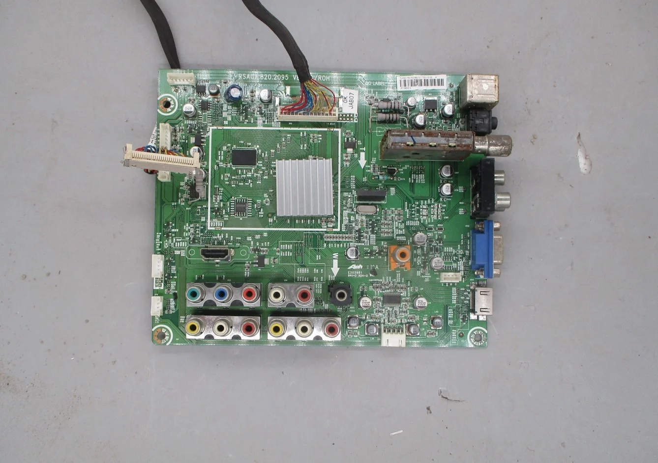 

for Hisense Tlm32v78k (bom6) 151196 Motherboard Rsag7 820.2095 Screen Lta320ap05