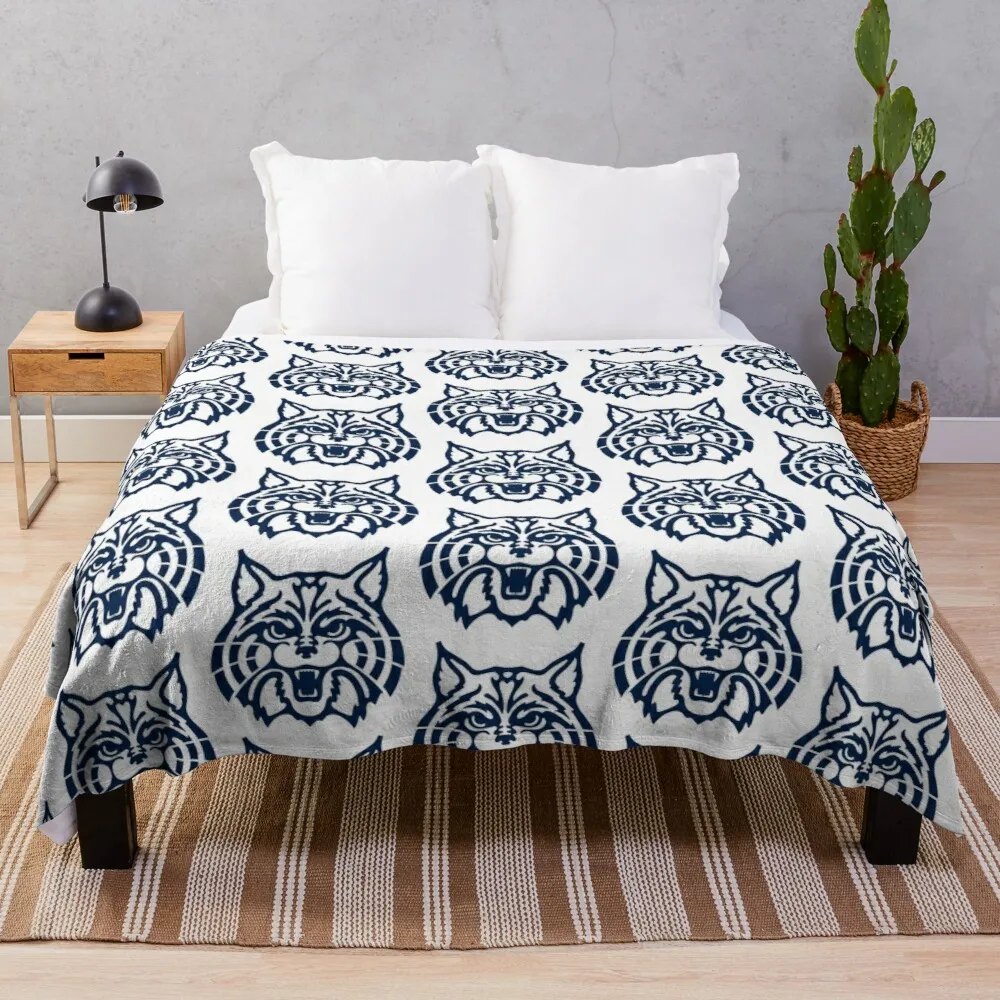 

Wilmington Wildcat Throw Blanket Microfiber Fabric Blanket Fleece