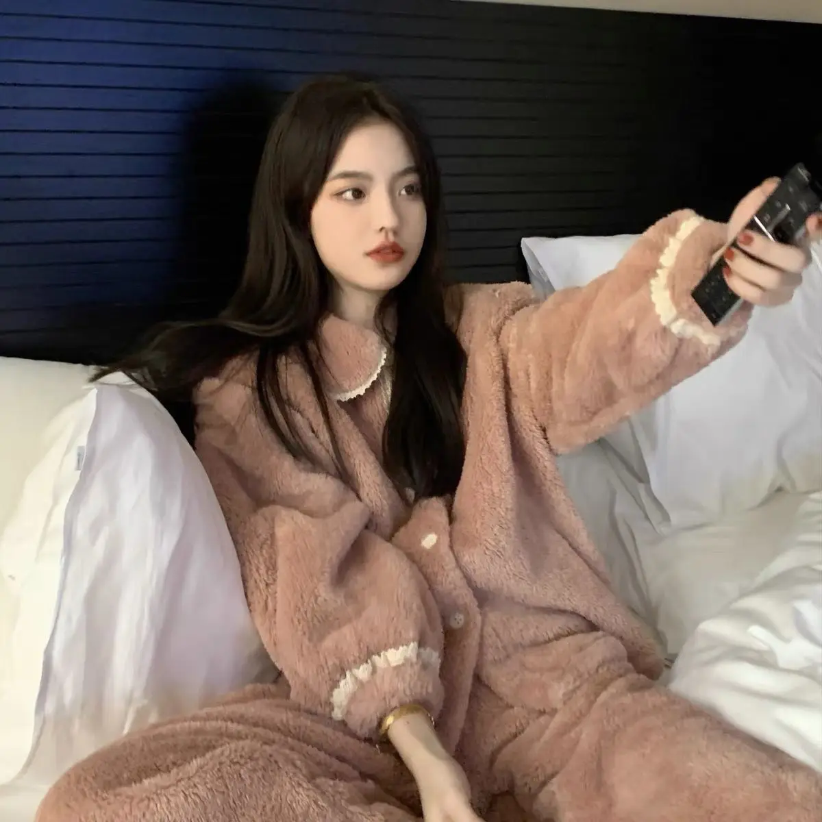 

Autumn Winter Warm Flannel Women Pajamas Set Thick Coral Velvet Long Sleeve Pant Cartoon Sleepwear Sweet Casual Female Home Suit