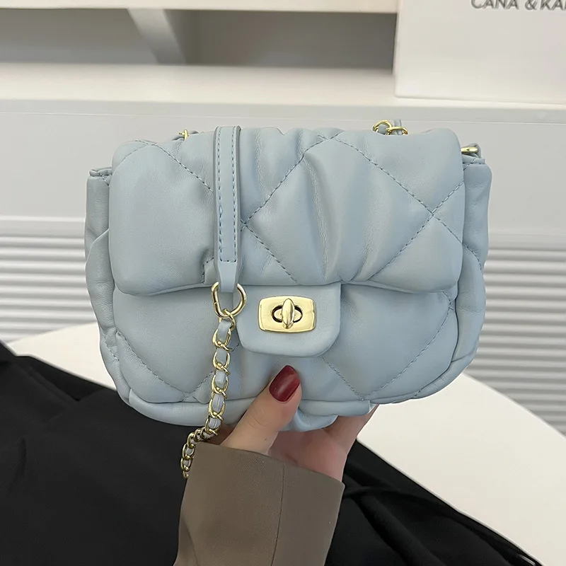 

Summer Trend Small Fresh Solid Color Shoulder Bag 2022 New Korean Version Texture Lock Chain Messenger Women's Bag