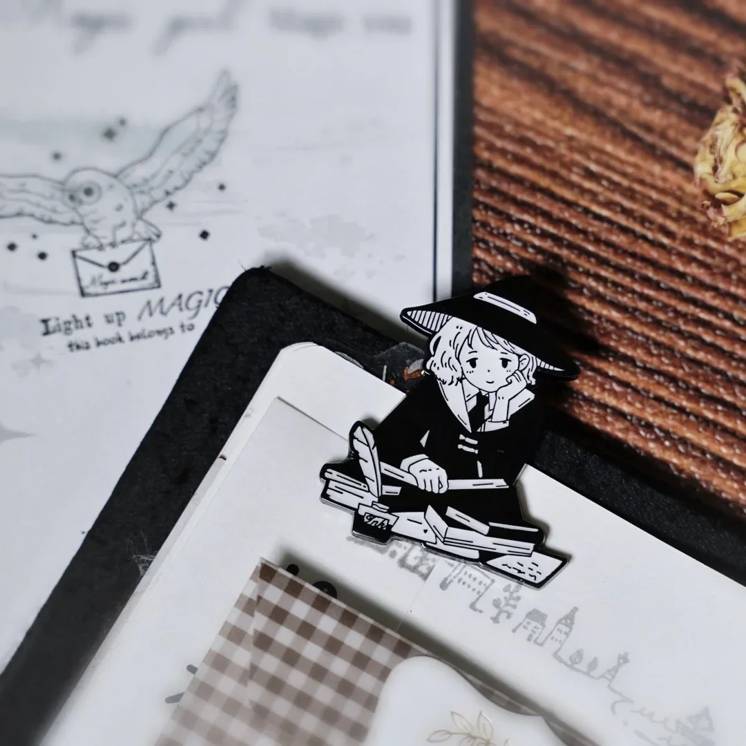 

Эмалевые скрепки Magic Girl