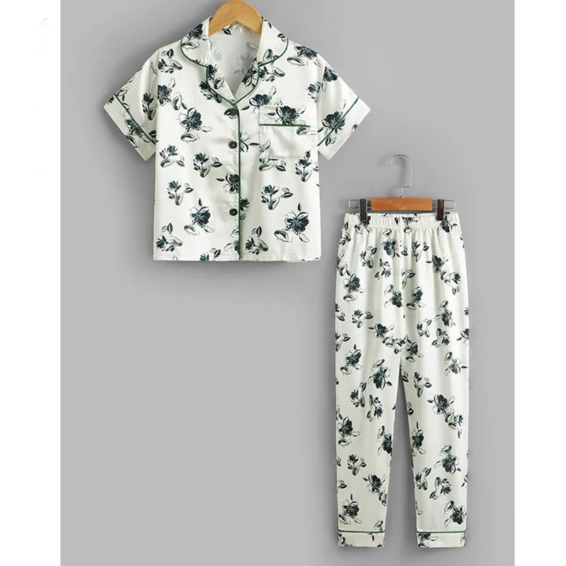 

Children's PajamasTwo-Piece Summer Imitation Silk Classical Ink Style Printed Short-Sleeved Trousers Home Clothes