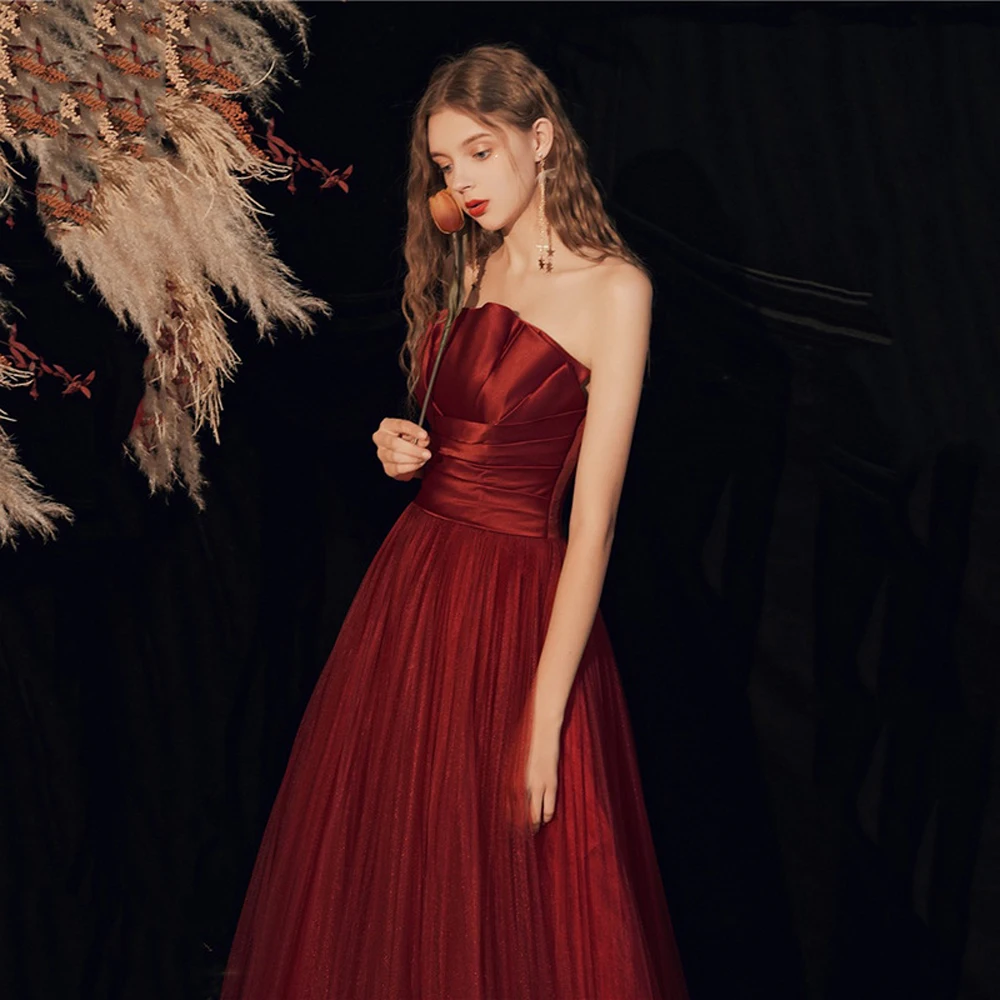 Gown female red wedding 2022 autumn and winter models bridal dinner bust slim host annual meeting magnanimous long dress
