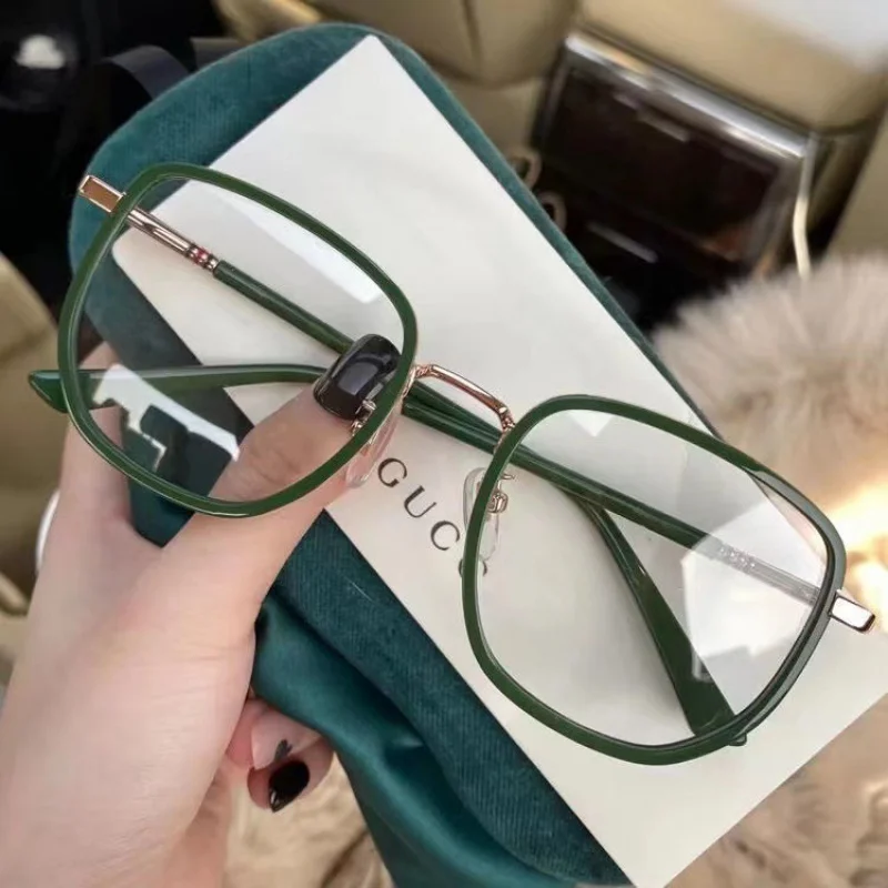 

Green Myopia Glasses Rim Female Fit for Lenses with Degrees to Make Big Face Thin-Looked Korean Male Eyeglass Frame