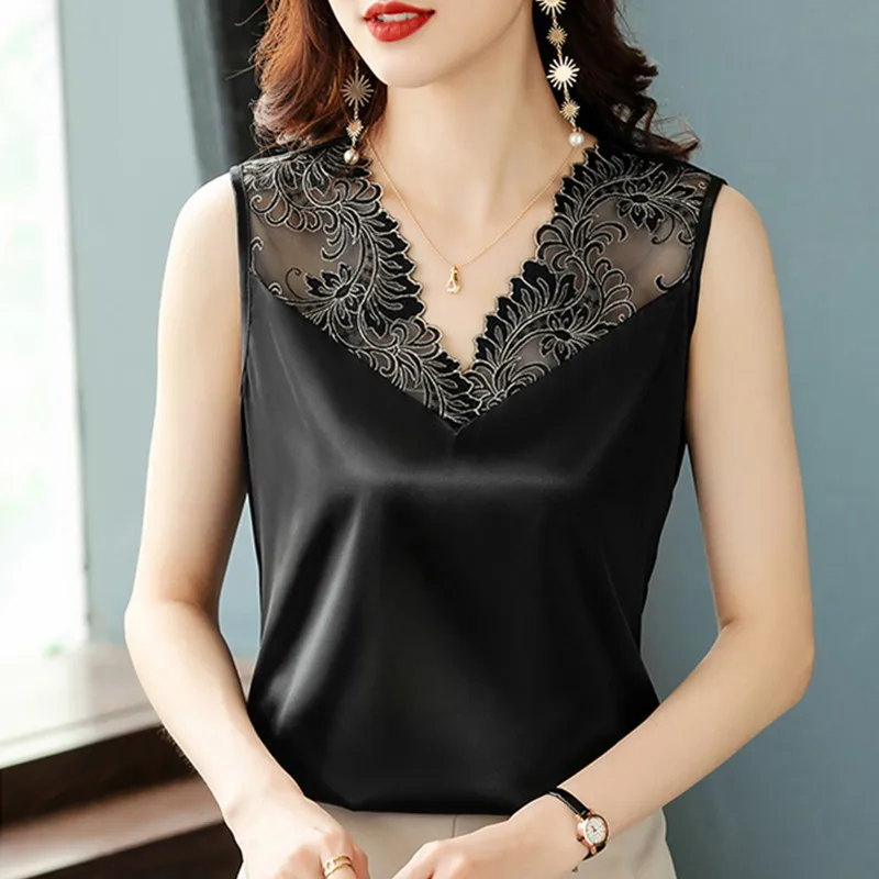 

Summer Silk Tank Top Women Korean Fashion Lace Sleeveless Tops for Women Embroidery Satin