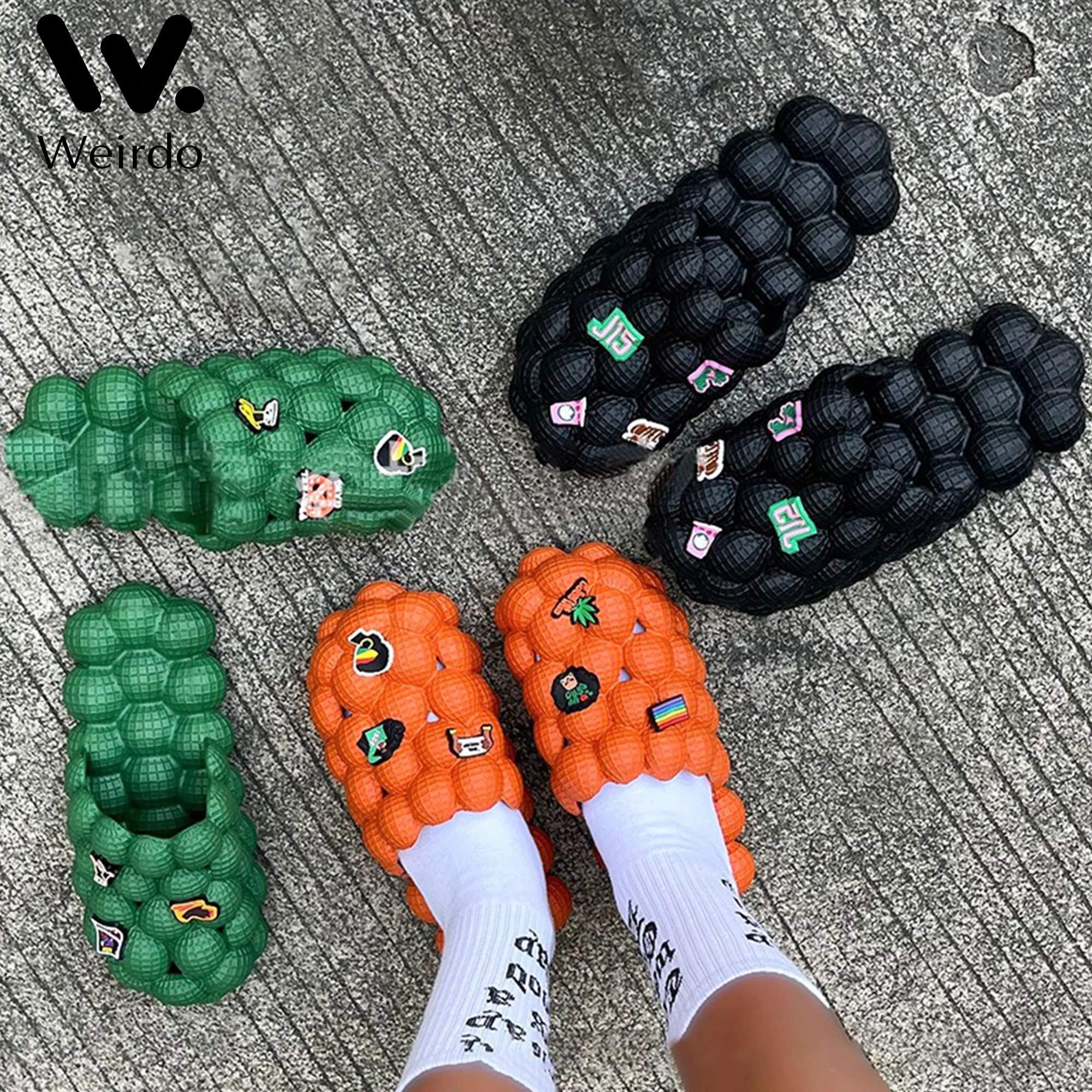 

2022 Summer Bubble Slides With Charms Beach Men Women Bubble Sandals House Shoes Platform Bubble Ball Slippers Men