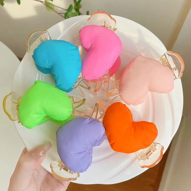 

2pc Cute Kroean Elegant Heart Hairgrip Hair Clips for Girls Women Child Barrette Vintage Hairpin Crab Holiday Hair Accessories