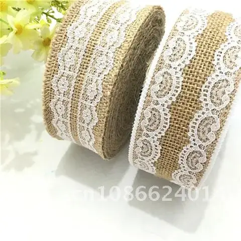 Натуральная джутовая мешковиная лента Hessian 50 мм Lvory белая кружевная в рулоне 2 м