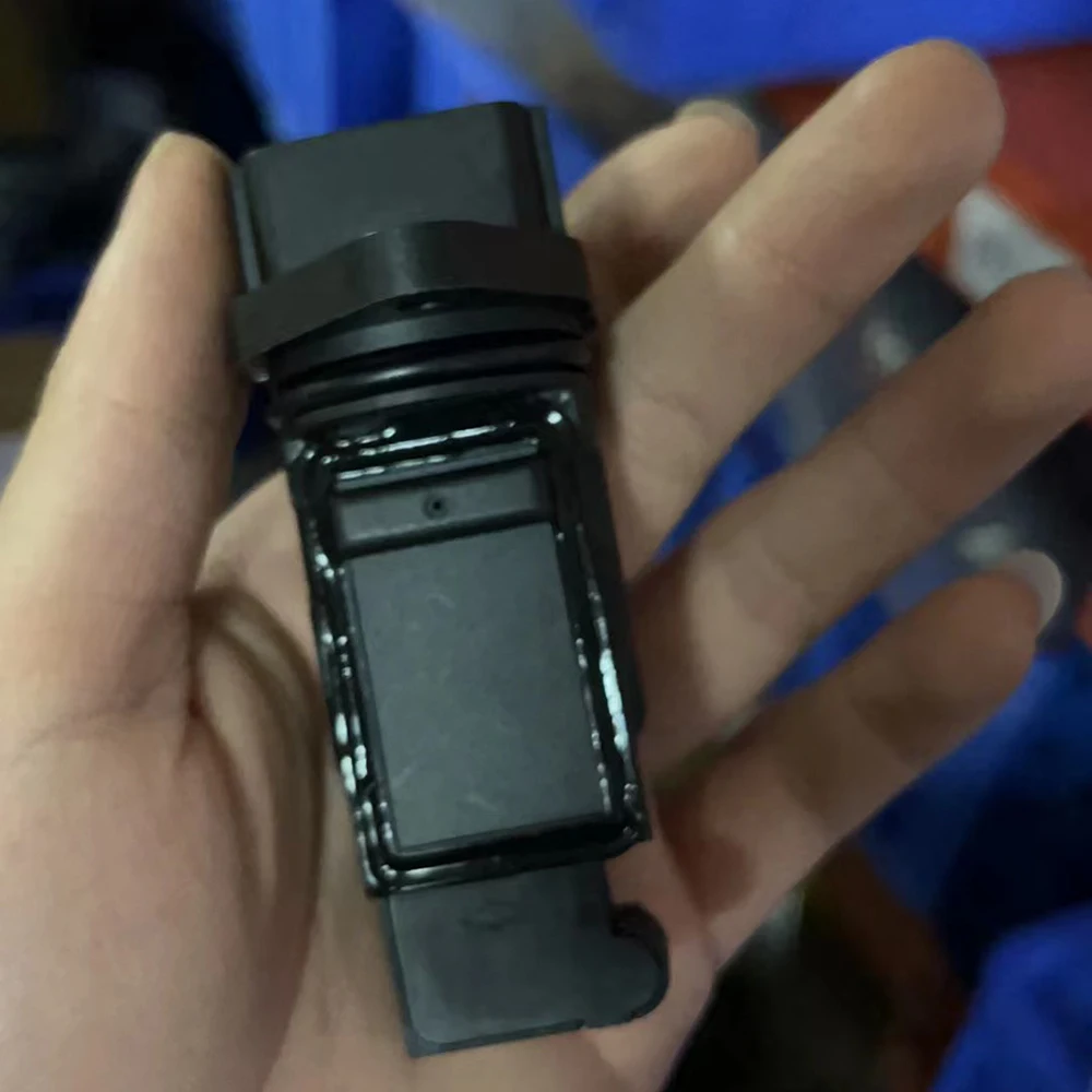 Датчик массового расхода воздуха MAF 5-контактный 22680-6N21A для Nissan первоклассный