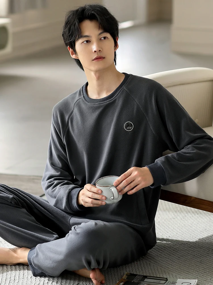 Мужские пижамы на осень и зиму утепленный комплект из кораллового флиса флисовой