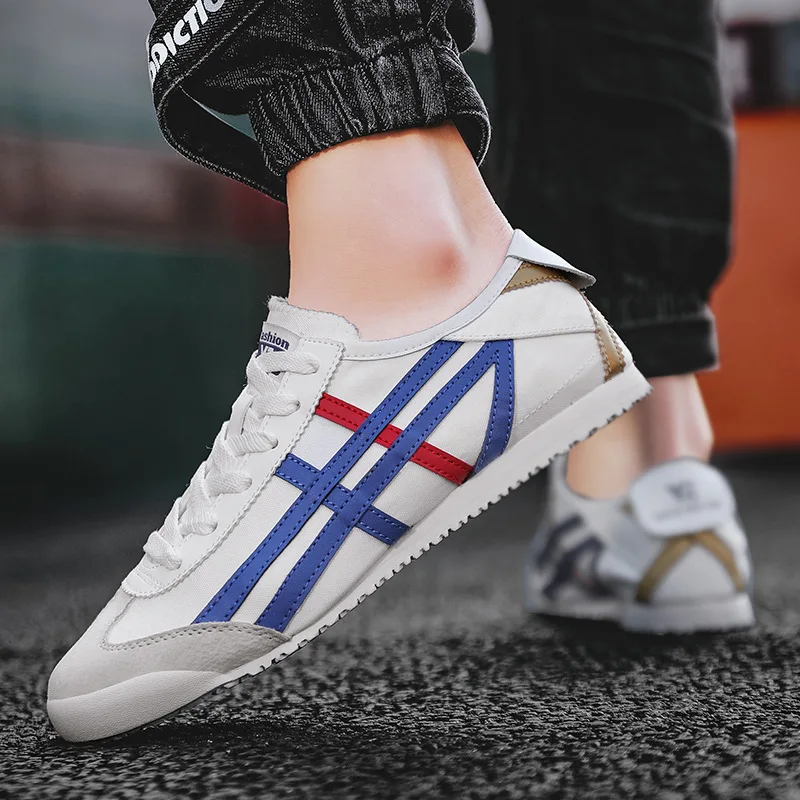 Summer Classic Comfortable Soft Lace-up Men's Canvas Sneakers Breathable Mens Casual Sneakers Non-slip Man Casual Sports Shoes