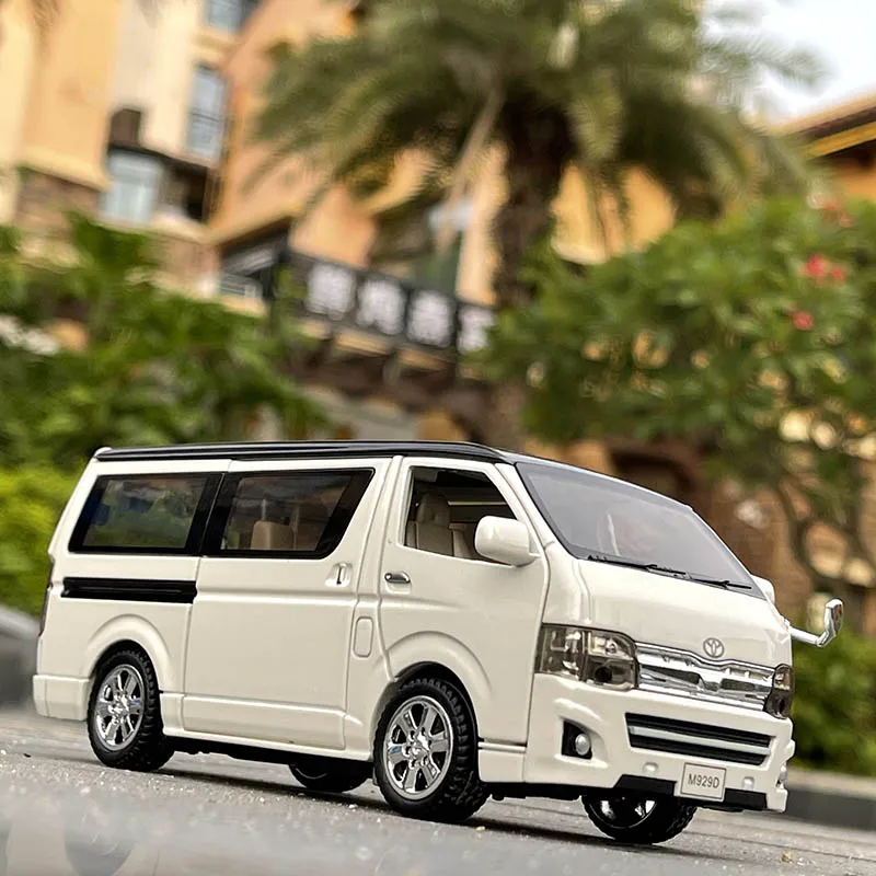 

1:32 TOYOTA HIACE MPV модель автомобиля из сплава, Литые металлические игрушечные автомобили, модель автомобиля, коллекция имитации звука и светильник, детская игрушка в подарок