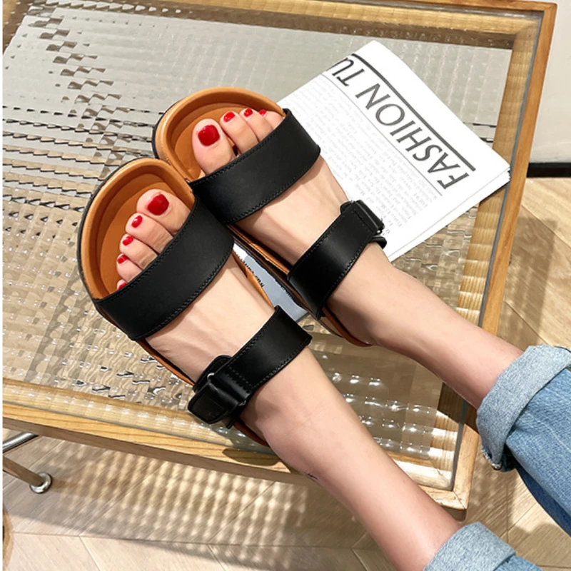 

2022 Fashion Slippers Female Open Toe Shoes Student Flat Outdoor Slippers Women Comfort Thick Sole Casual Non Slip Beach Sandals