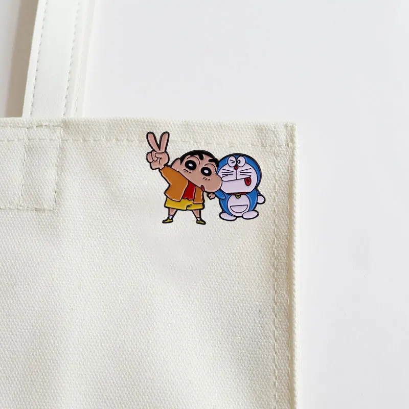 Японский мультфильм Shinchan и Doraemon брошь эмалированный штифт Friends подарок - купить