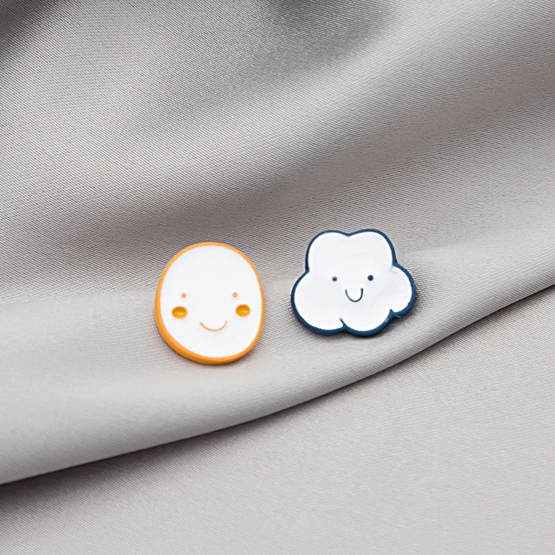 

U-Magical Trendy Asymmetric Cloud Smile Face Stud Earrings for Women Exquisite Irregular Geometric Earrings Jewellery