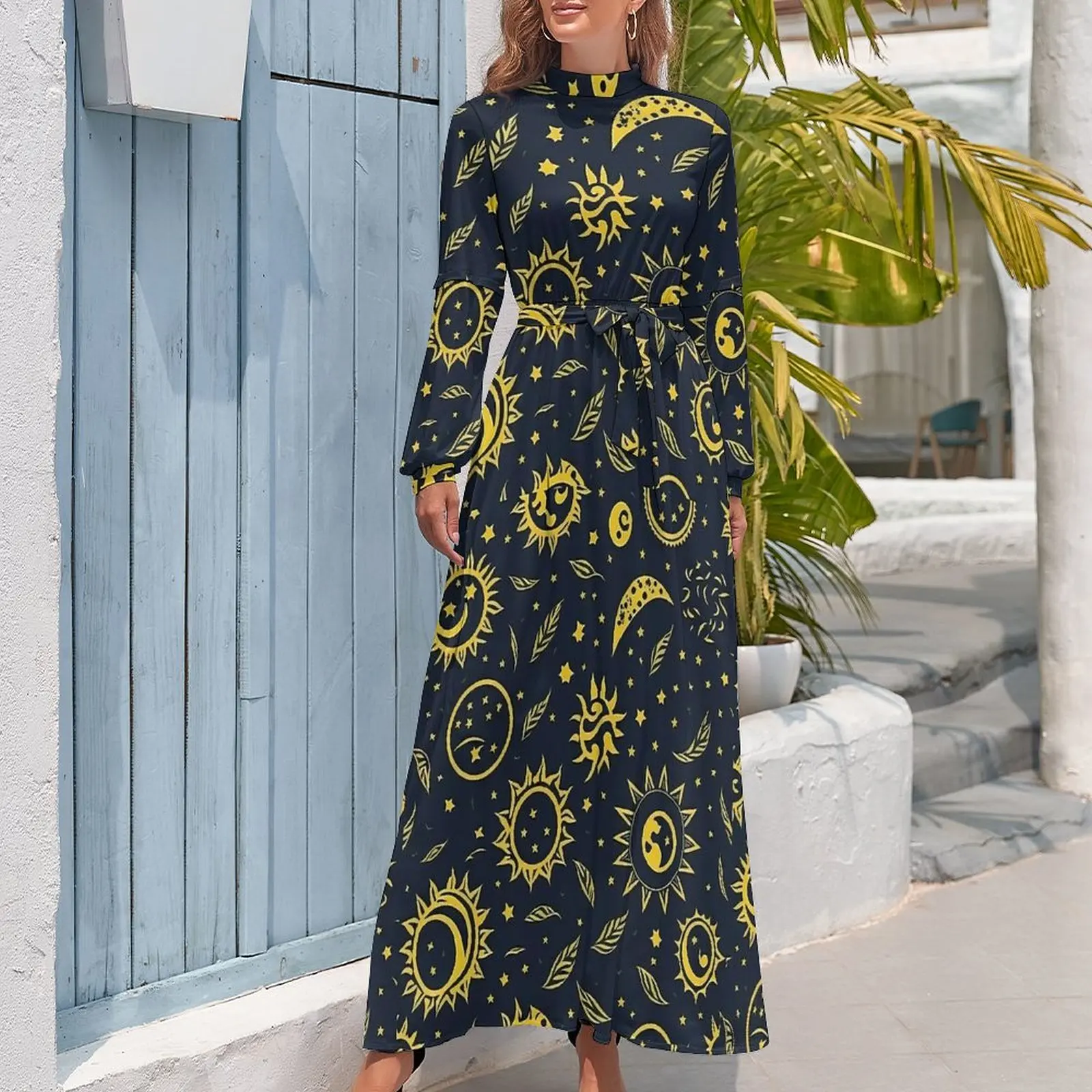 Крутое платье на тему Солнца и Луны современное макси с длинными рукавами