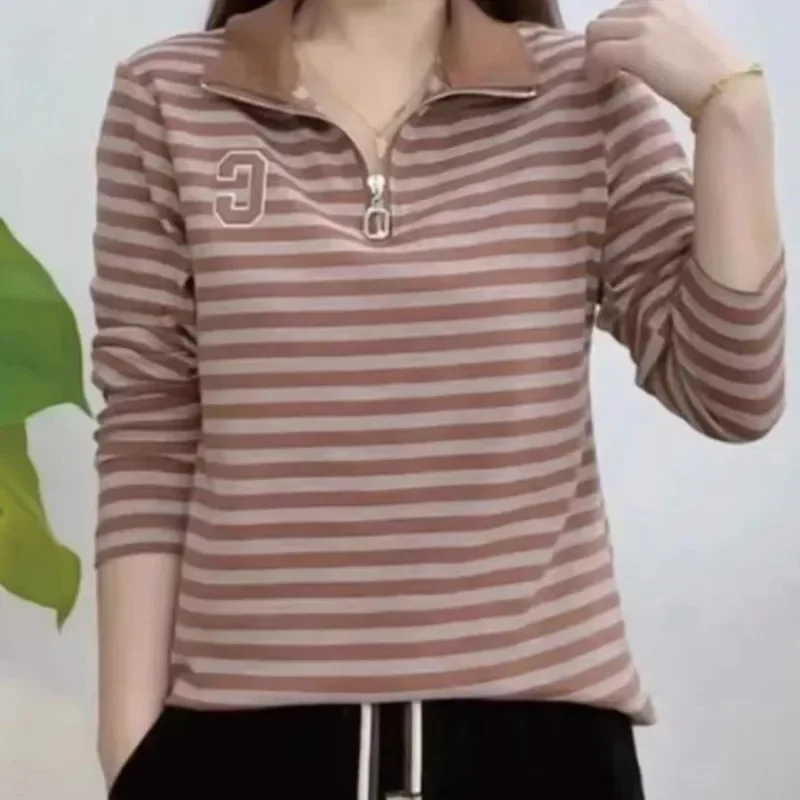 Женский пуловер в полоску с длинным рукавом на молнии