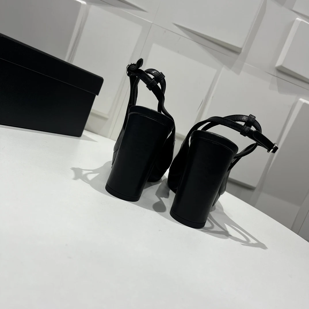 Массивные босоножки на очень высоком каблуке 9 см материал из овечьей кожи с