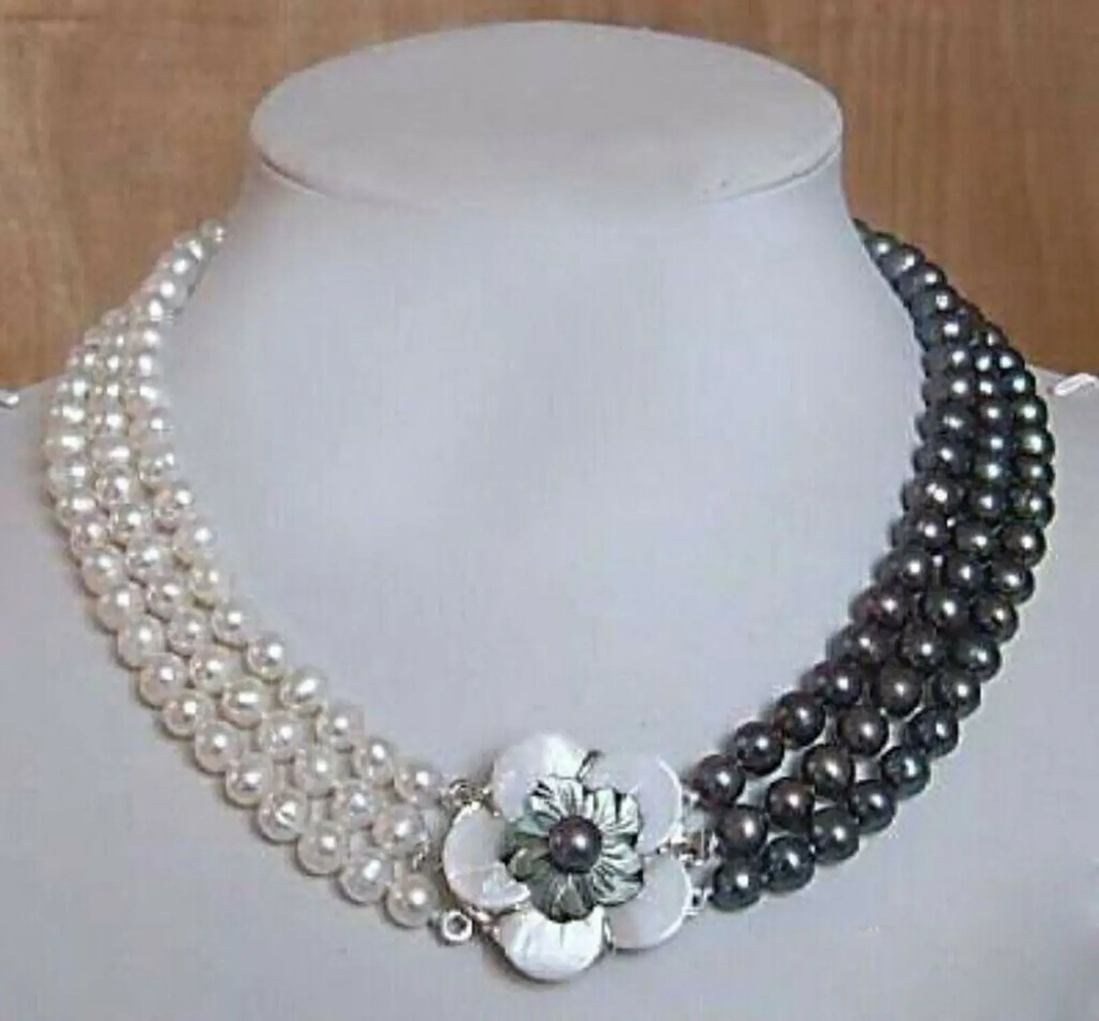 

3 Rows 7-8mm White & Black Akoya Freshwater Pearl Necklace 17-19''