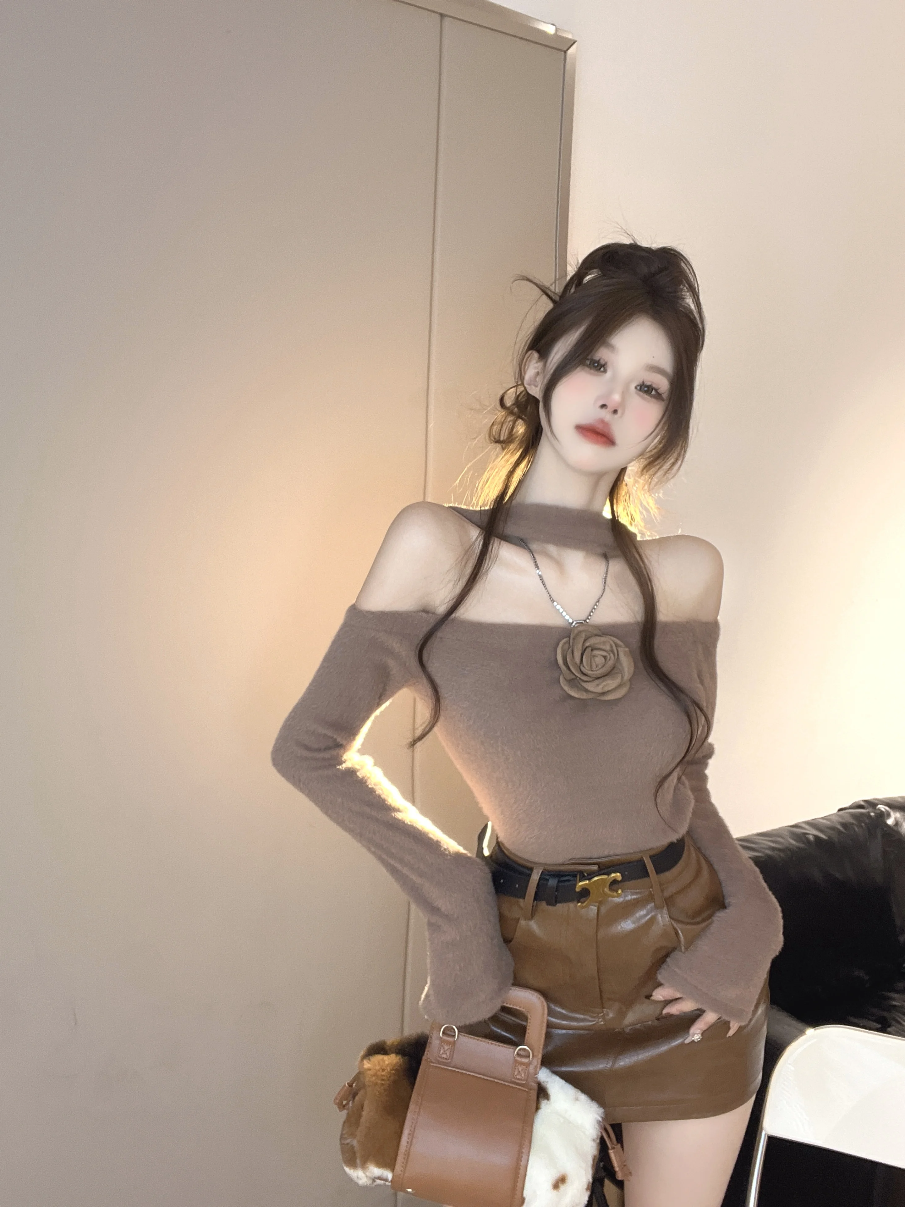 Pure Desire Y2g Gyaru Sexy off-Shoulder Hanging Neck Top Women Autumn and Winter Maillard Knitted Bottoming Shirt Inner wear ...