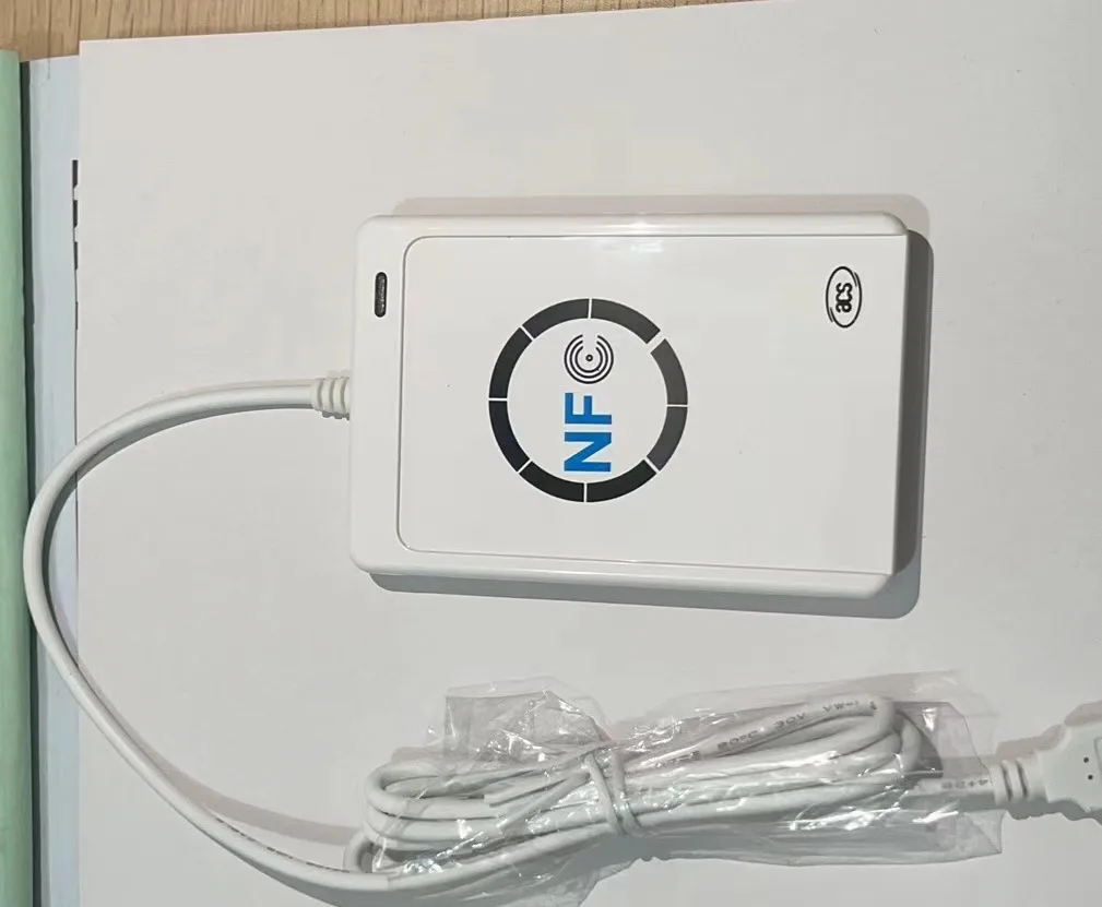 Считыватель карт Roean ACR122U