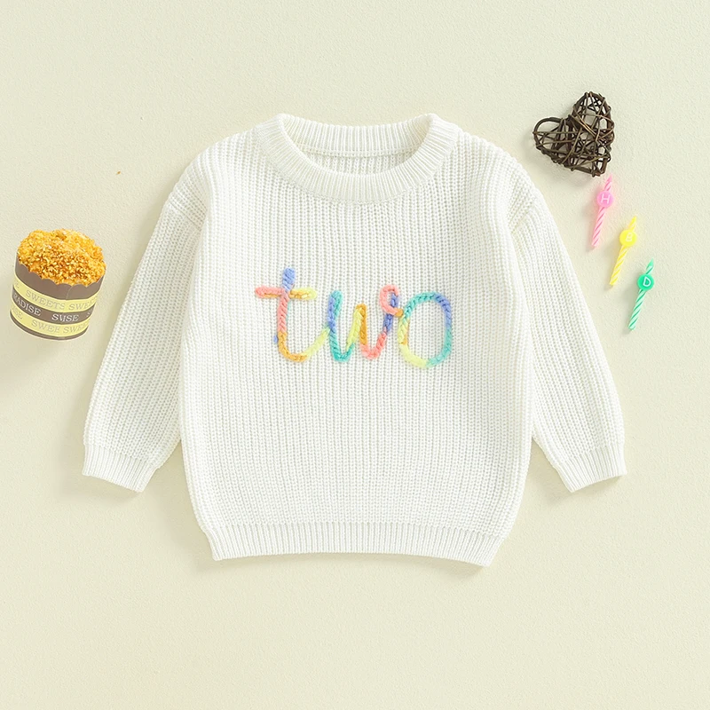 Детский свитер с вышивкой длинным рукавом и круглым вырезом