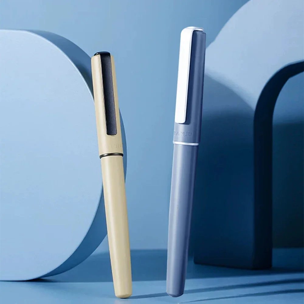 Перьевая ручка со стальными наконечниками EF F M