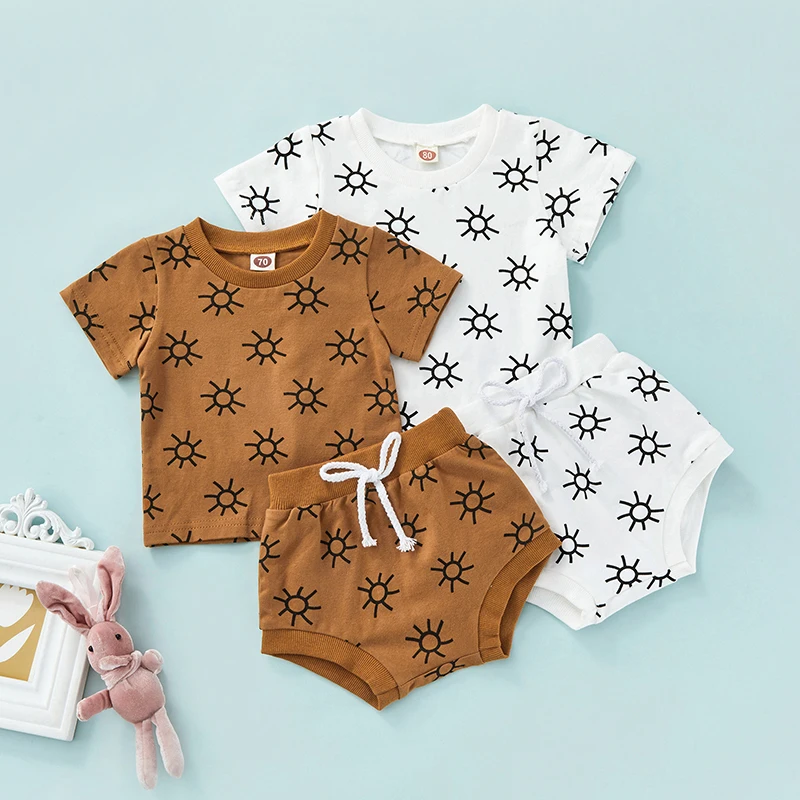 

Летняя повседневная одежда для малышей, комплекты детской одежды, хлопковая футболка с коротким рукавом и принтом солнца/тепла для девочек ...