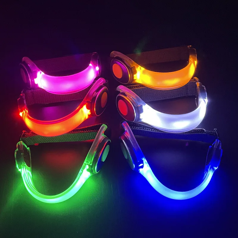 Рисунок 4 - Светящиеся браслеты