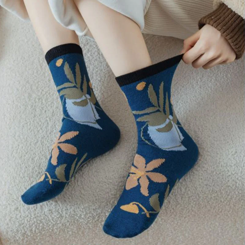 5 Pairs Cashmere Thicken Socks Women Kawaii Flowers Print Winter Middle Tube Wool Socks Cycling Korean Style Street Leg Warmers